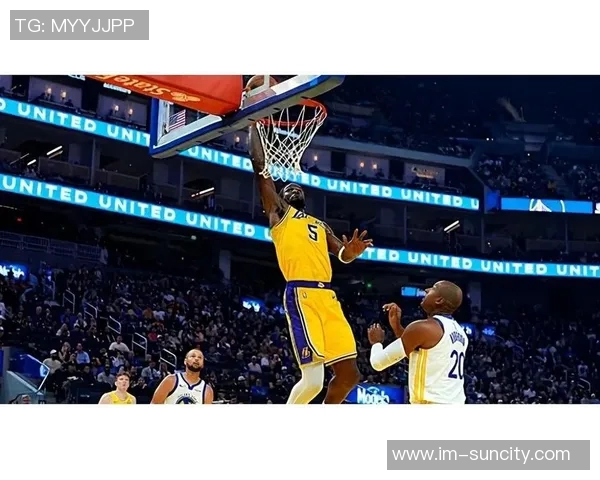 艾顿本季面对顶级内线表现出色7战全胜场均18分10篮板命中率高达72