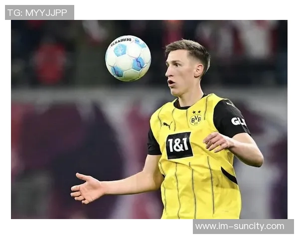 施洛特贝克全场触球与传球双双领先展现稳健表现助力球队胜利