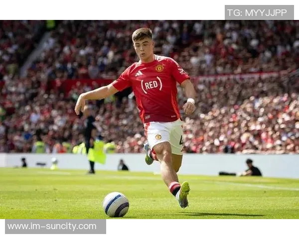 曼联外租小将阿玛斯腿筋受伤将回归俱乐部接受检查